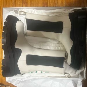 Bottega Veneta Contrast Tire Boot